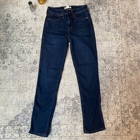 Madewell Mid-rise Stove Pipe Jeans - Picture 2 of 8